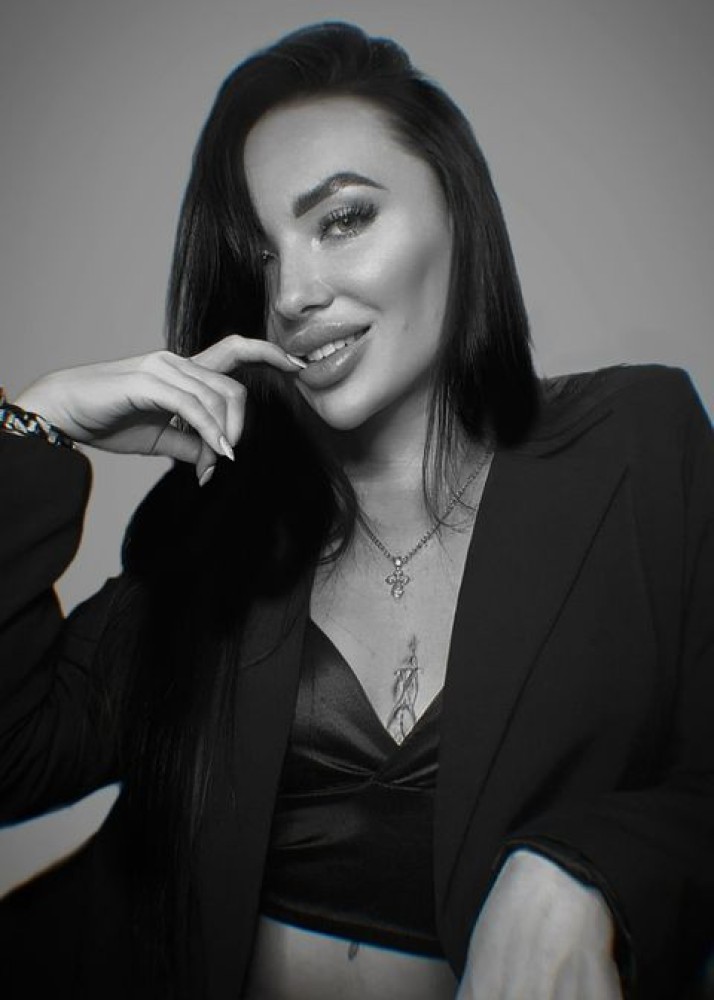 Индивидуалка Аделина главное фото в городе Зверево 