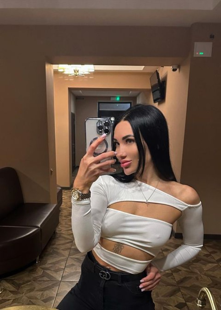 Индивидуалка Аделина фото № 2 в городе Зверево