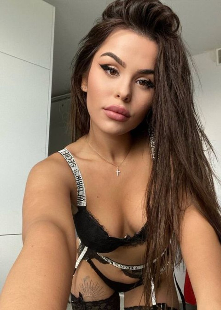 Индивидуалка Амина фото № 2 в городе Зверево