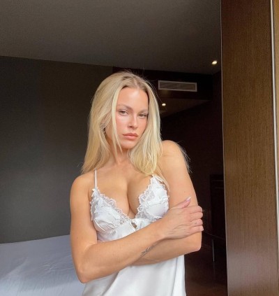 Надя, Г. Зверево