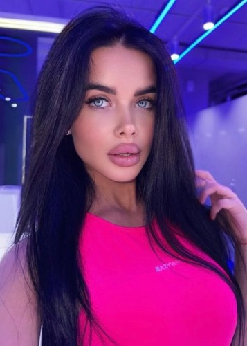 Александра, Г. Зверево