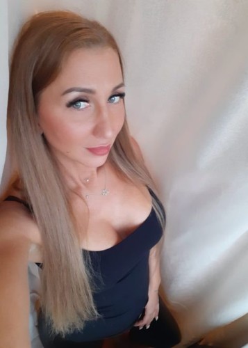 Анна, Г. Зверево