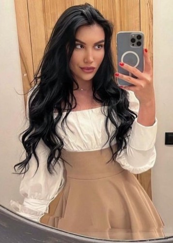 Полина, Г. Зверево